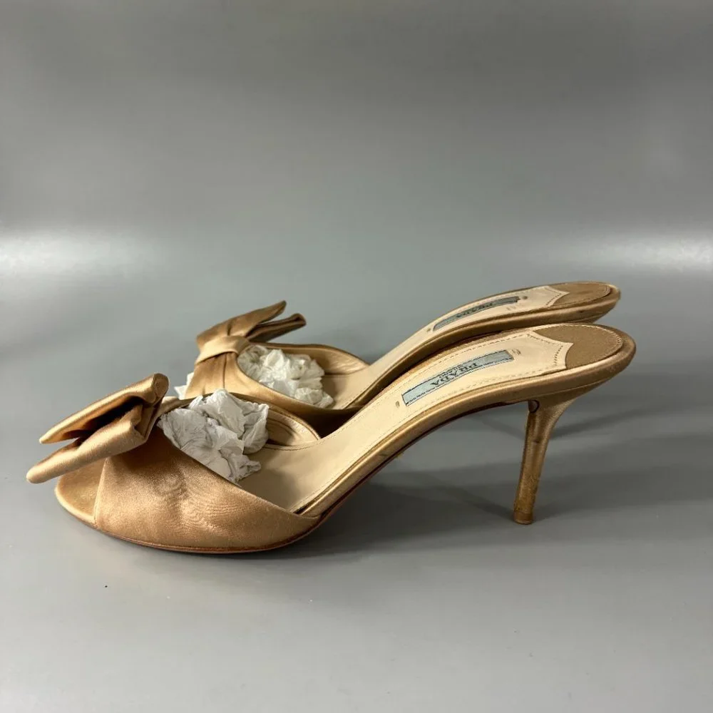 Authentic Prada Gold Silk Evening Mules with Asymmetric Bow, Size 39 1/2 - Picture 5 of 14
